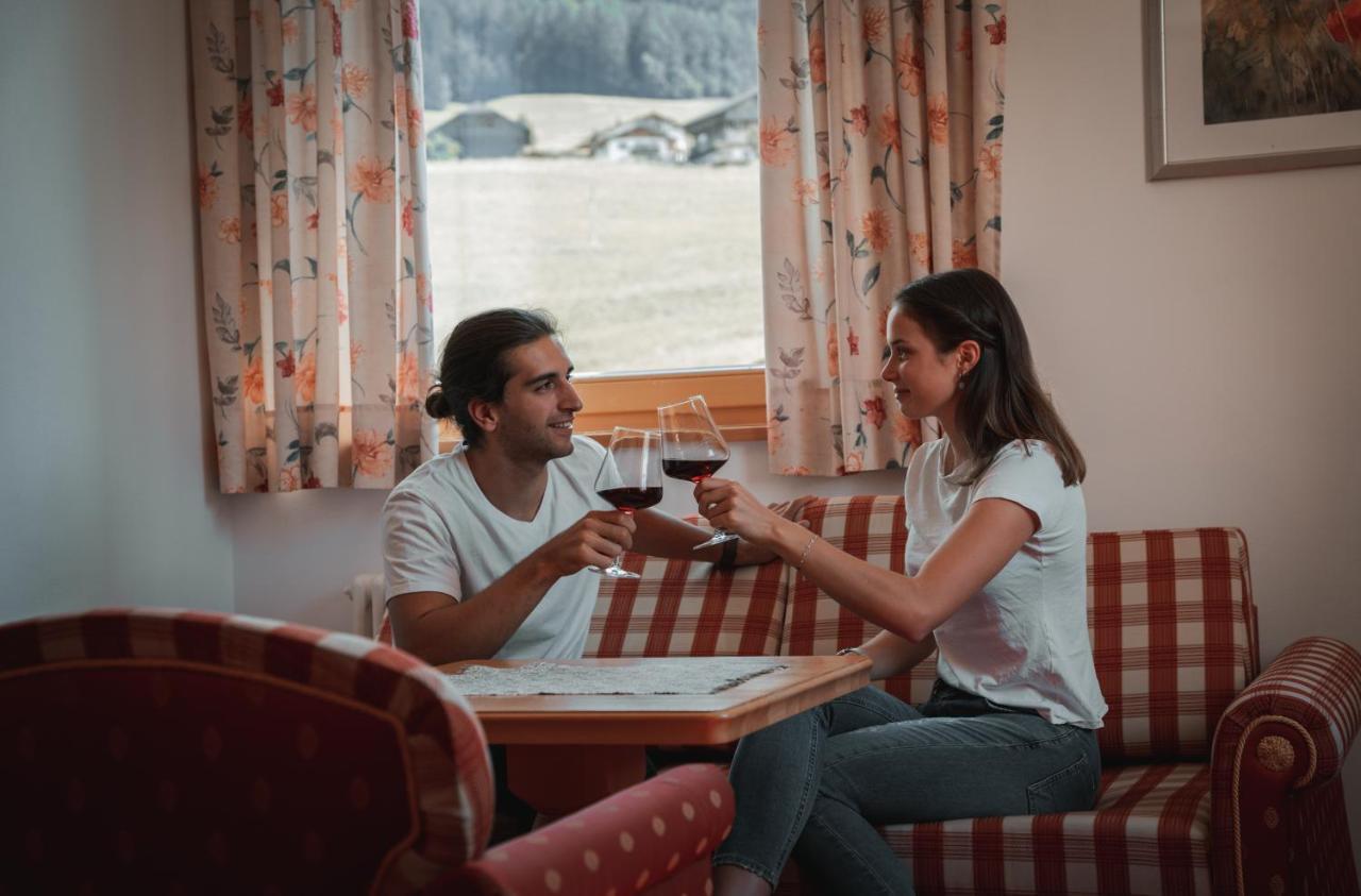 קאסטלרוטו Hotel Sonnenhof מראה חיצוני תמונה