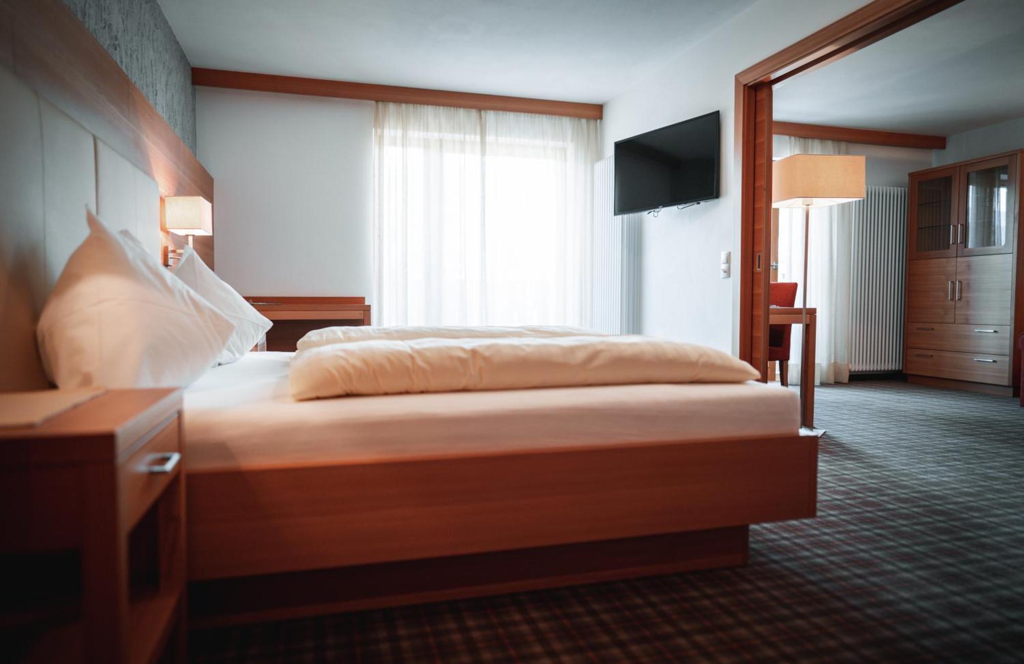 קאסטלרוטו Hotel Sonnenhof מראה חיצוני תמונה