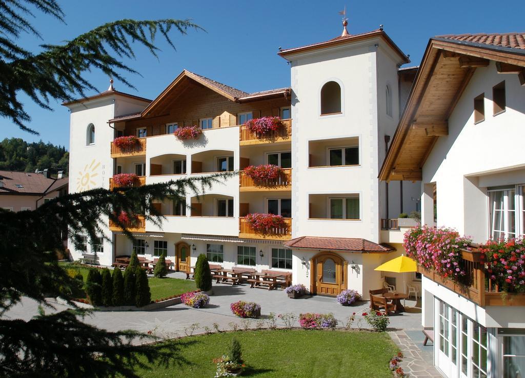 קאסטלרוטו Hotel Sonnenhof מראה חיצוני תמונה